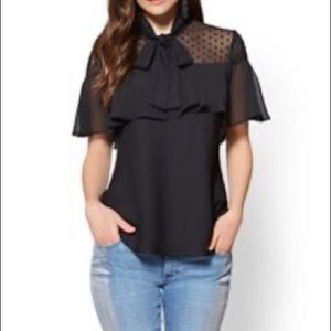 mesh accent tiered blouse new york and company- XL
